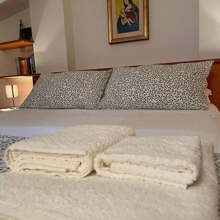 Appartement La Casa Nel Cortile à Castelbuono  Extérieur photo
