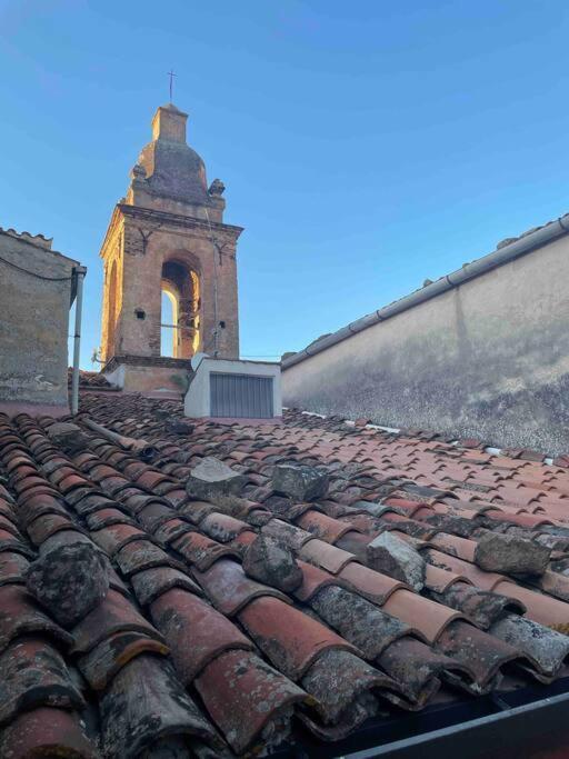 Appartement La Casa Nel Cortile à Castelbuono  Extérieur photo